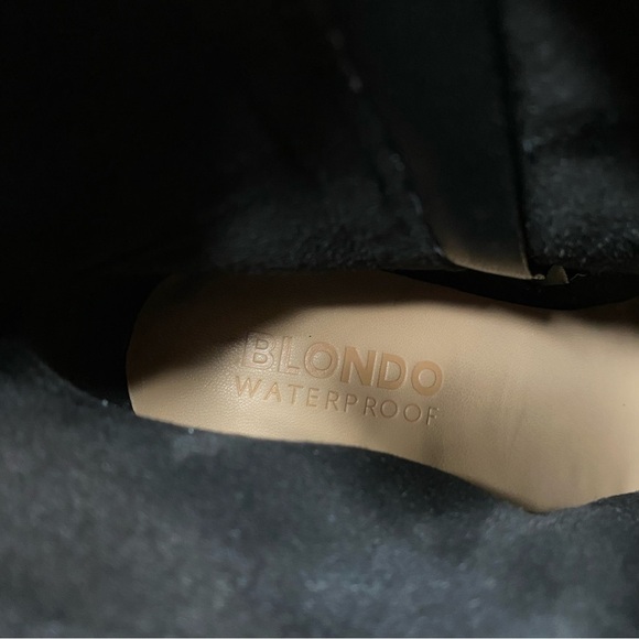 Blondo Sidnee Black Suede Heeled Bootie 7 - Picture 13 of 15